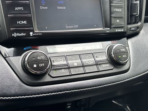 Used 2017 Toyota RAV4 XLE w/ All Weather Liner Package AWD/4WD image 21