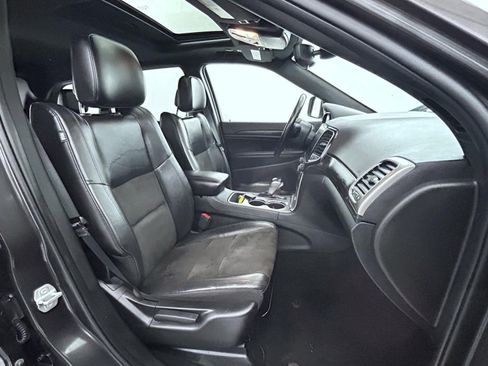 Used 2021 Jeep Grand Cherokee Laredo X image 15