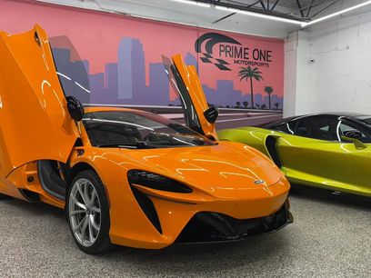 Used 2023 McLaren Artura