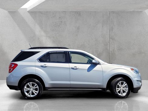 Used 2016 Chevrolet Equinox LT FWD image 3