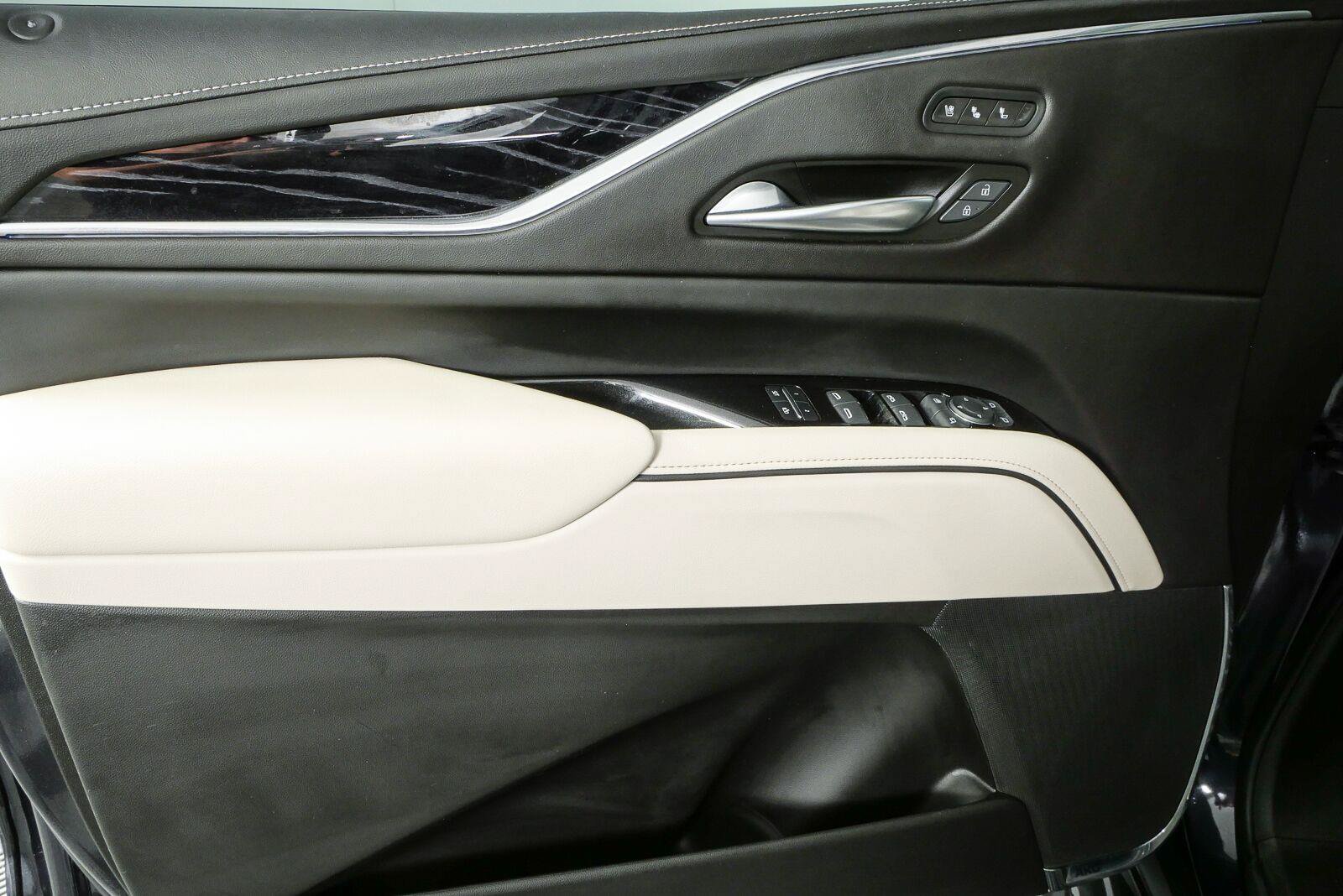 Certified 2023 Cadillac Escalade Sport AWD/4WD image 7