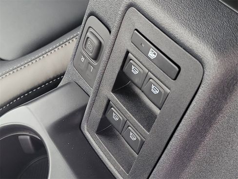 New 2025 Ford Bronco Outer Banks image 26