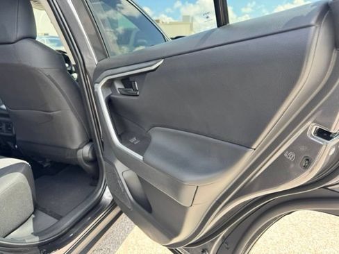 Used 2025 Toyota RAV4 LE FWD image 17