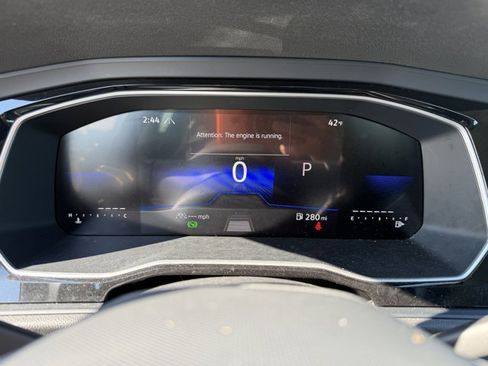 Used 2024 Volkswagen Jetta SE image 16