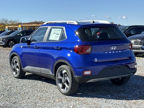 New 2026 Hyundai Venue SEL image 12