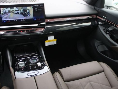 New 2026 BMW 530i w/ M Sport Package RWD image 26