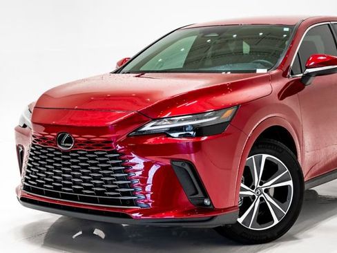 Used 2024 Lexus RX 350 FWD w/ Technology Package image 2