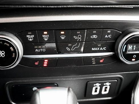 Used 2020 Ford EcoSport SE w/ SE Convenience Package FWD image 22