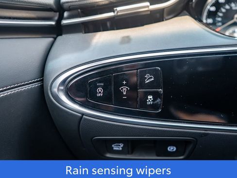 Used 2025 Genesis GV70 2.5T image 19