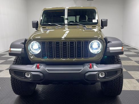 Used 2026 Jeep Gladiator Rubicon w/ Steel Power Dome Hood Package AWD/4WD image 23