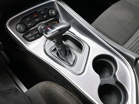 Used 2019 Dodge Challenger R/T RWD image 33