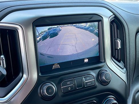 Used 2021 Chevrolet Silverado 1500 LT Trail Boss w/ Bed Protection Package image 13