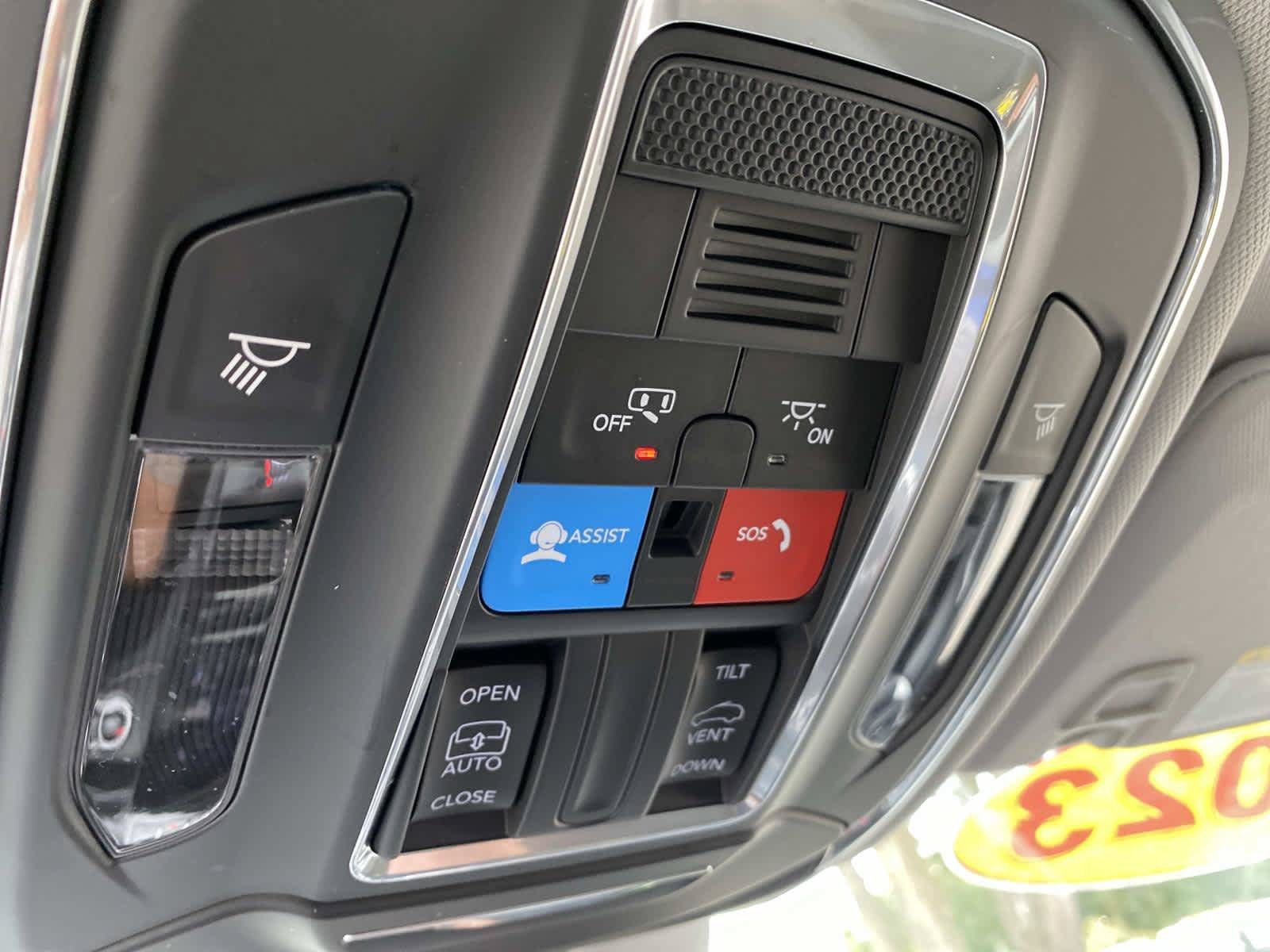 Certified 2023 Jeep Grand Cherokee Laredo X AWD/4WD image 30