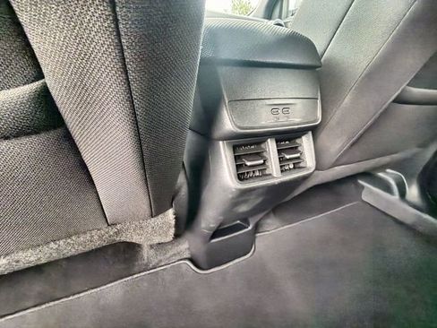 Used 2026 Chevrolet Equinox LT FWD image 20