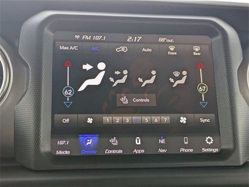 Used 2023 Jeep Wrangler Unlimited Rubicon w/ Steel Bumper Group image 25