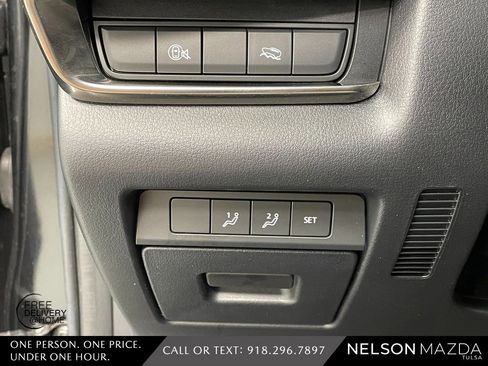 Used 2025 MAZDA CX-30 AWD 2.5 S w/ Preferred Package image 26