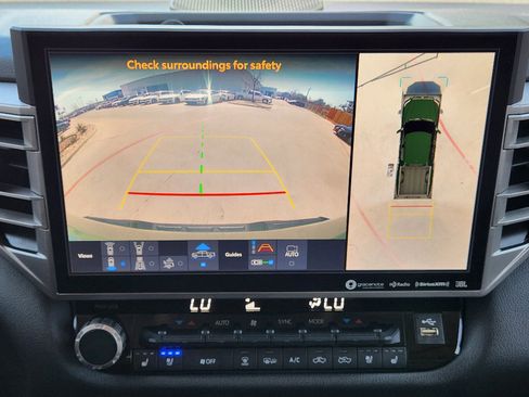 Used 2023 Toyota Tundra Limited image 18