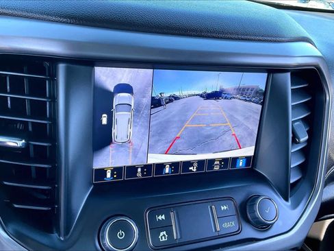 Used 2022 GMC Acadia AT4 w/ Technology Package AWD/4WD image 24