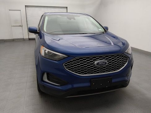 Used 2023 Ford Edge SEL image 14