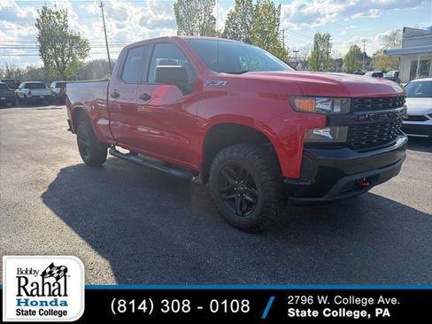 Used 2020 Chevrolet Silverado 1500 Custom Trail Boss w/ Custom Convenience Package AWD/4WD image 1