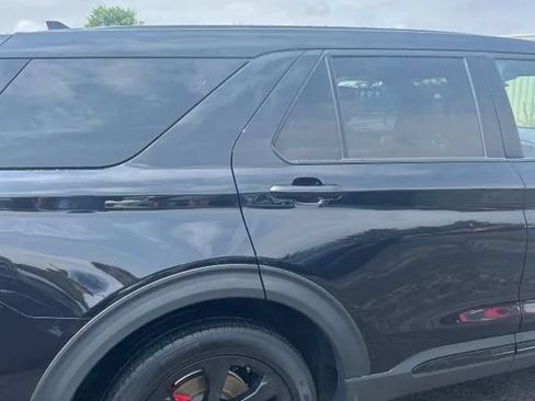 Used 2021 Ford Explorer ST w/ Equipment Group 401A AWD/4WD image 9