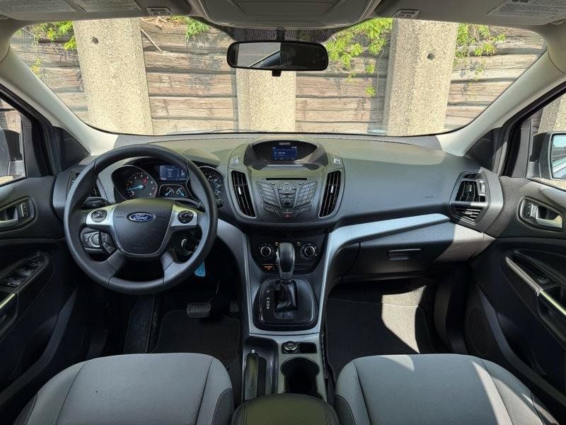 Used 2015 Ford Escape SE FWD image 10