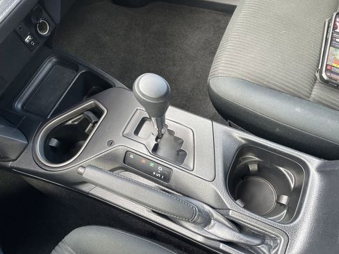 Certified 2018 Toyota RAV4 LE w/ All Weather Liner Package image 20