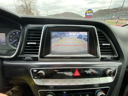 Used 2018 Hyundai Sonata SE image 20