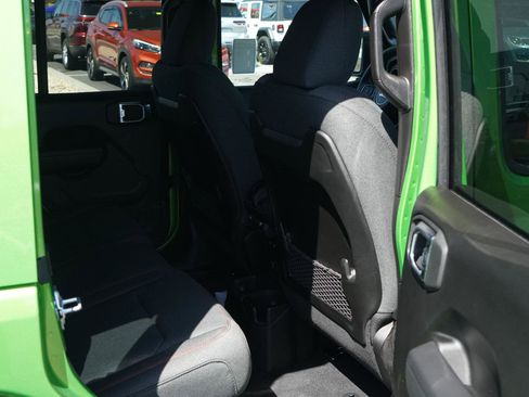 New 2025 Jeep Wrangler Unlimited Rubicon image 54