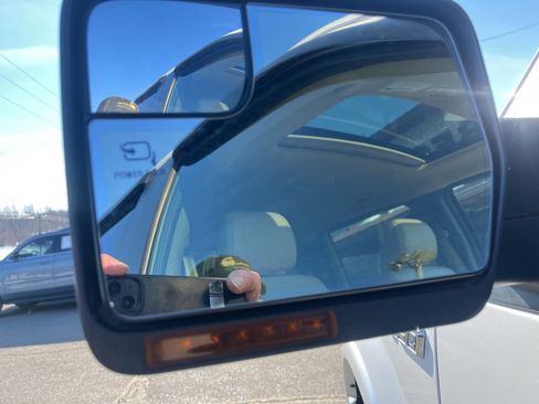 Used 2011 Ford F150 Lariat w/ Lariat Plus Pkg image 16