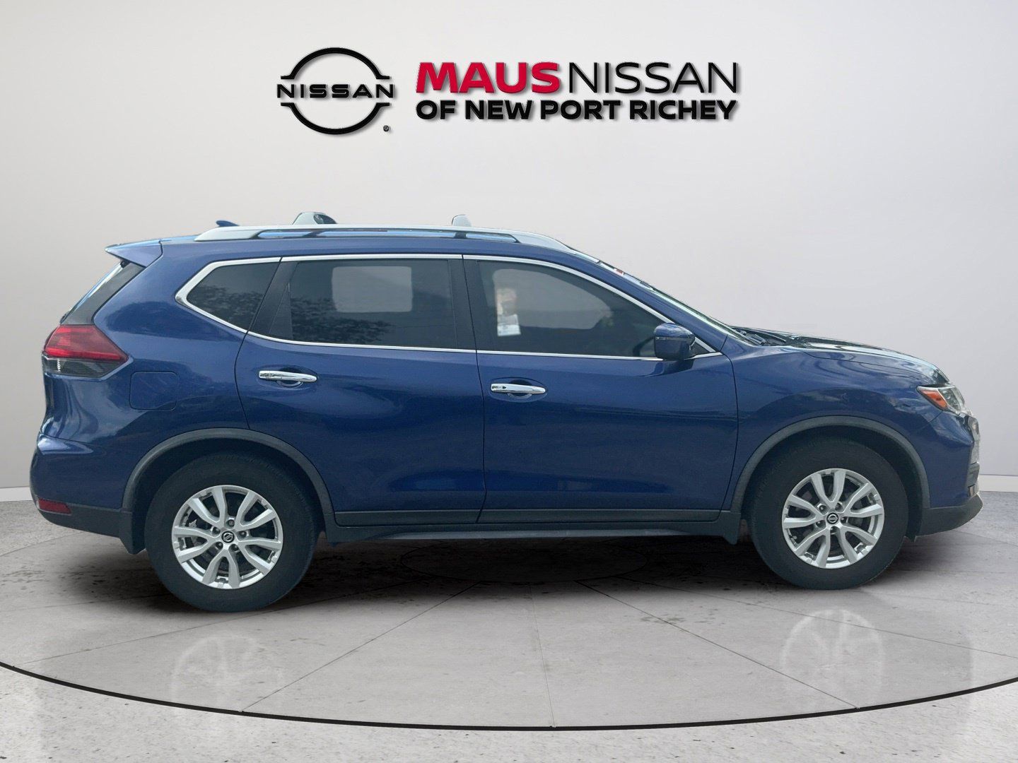 Used 2019 Nissan Rogue SV FWD image 12