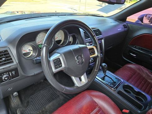 Used 2012 Dodge Challenger SXT RWD image 16