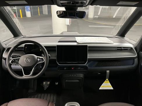 New 2025 Volkswagen ID. Buzz Pro S Plus image 7