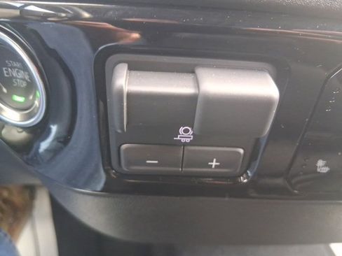 Certified 2025 Chevrolet Silverado 2500 LT w/ All Star Edition image 36