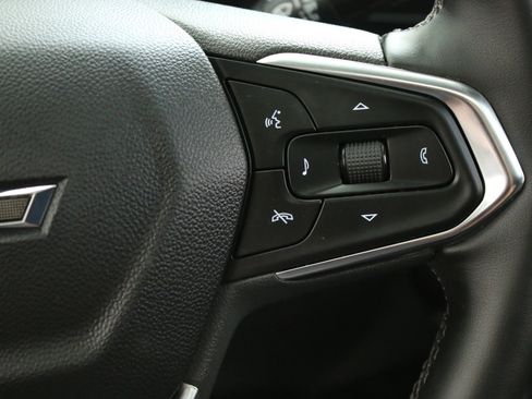 Used 2024 Chevrolet Trax ACTIV w/ Sunroof Package FWD image 15