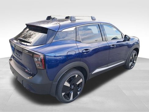 New 2026 Nissan Kicks SR w/ SR Premium Package AWD/4WD image 5