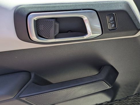 New 2026 Ford Bronco Outer Banks AWD/4WD image 10