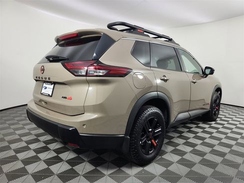 Certified 2025 Nissan Rogue SV w/ Rock Creek Premium Package image 5