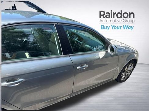 Used 2010 Audi A4 2.0T Premium AWD/4WD image 7