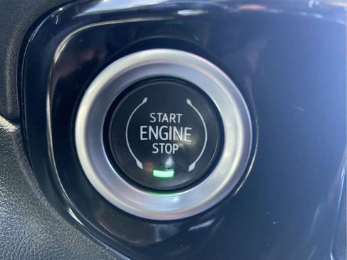 Used 2024 GMC Sierra 1500 Elevation image 34