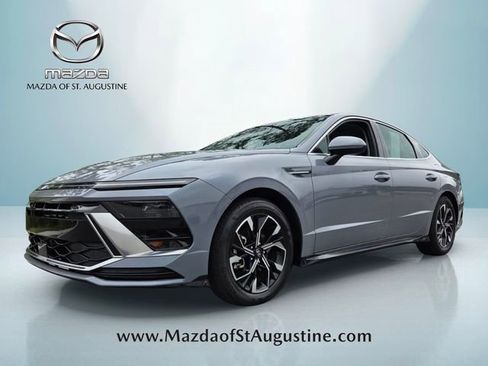 Used 2025 Hyundai Sonata SEL FWD image 1