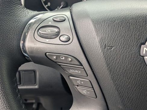 Used 2023 Nissan Murano SV w/ SV Midnight Edition Package image 17