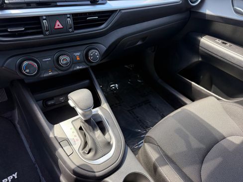 Used 2024 Kia Forte LXS image 13
