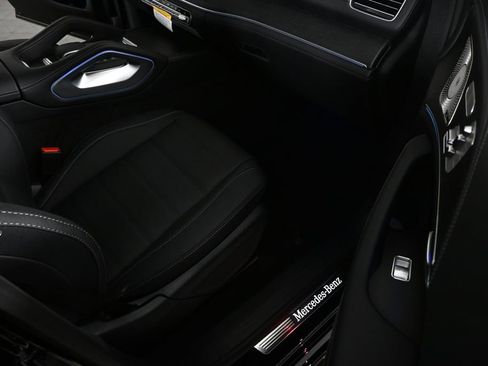 New 2026 Mercedes-Benz GLS 450 4MATIC image 23