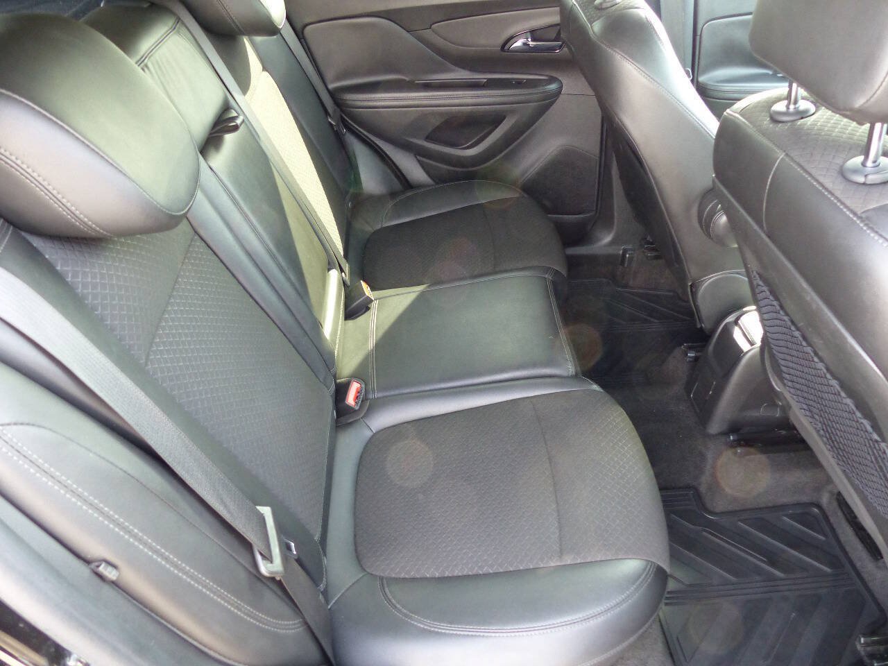 Used 2019 Buick Encore Preferred FWD image 19