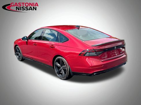 Used 2023 Honda Accord Sport image 6