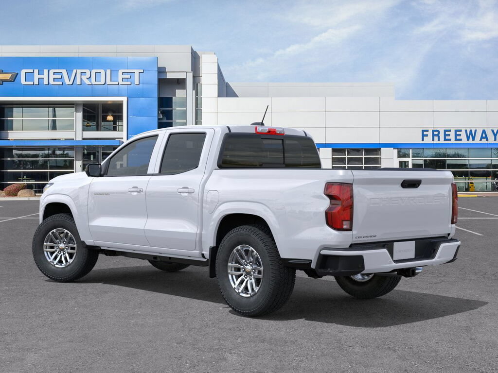New 2026 Chevrolet Colorado LT w/ LT Convenience Package AWD/4WD image 3