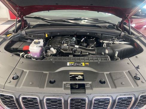 New 2026 Jeep Grand Cherokee L Laredo image 25