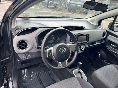 Used 2015 Toyota Yaris LE FWD image 2