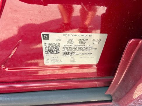 Used 2019 Chevrolet Traverse Premier w/ Driver Confidence II Package FWD image 28